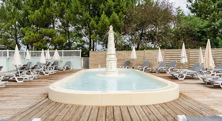 La pataugeoire &agrave; profiter en famille du parc aquatique du camping La Pointe du M&eacute;doc